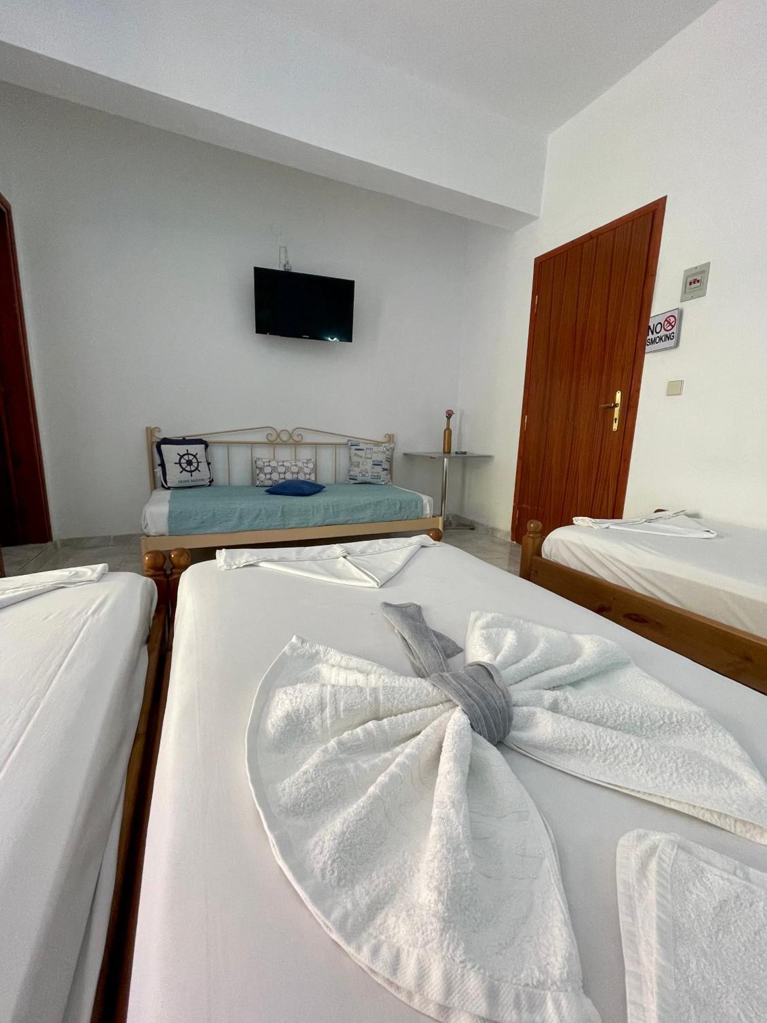 Panorama Rooms Agia Roumeli Exterior photo