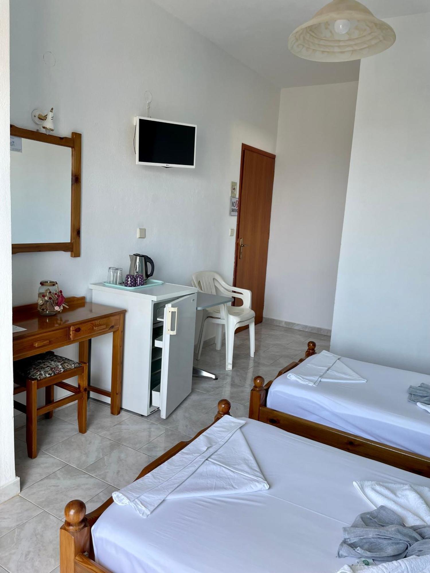 Panorama Rooms Agia Roumeli Exterior photo